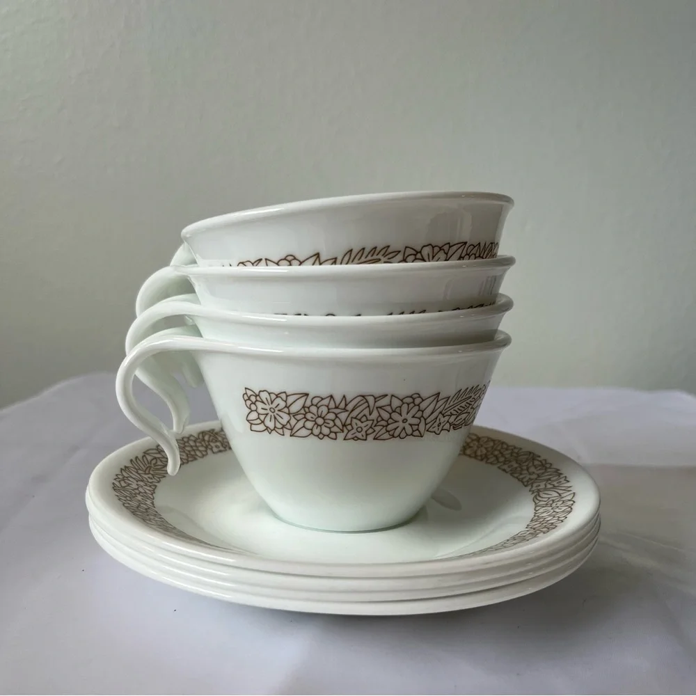Corelle • Woodland‎ Brown Cup & Saucers